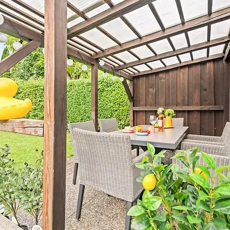 Mit Garten Fuer Bis Zu 6 Personen Klima I Garten I Parkplatz I Wlan I Babyausstattung דירה
